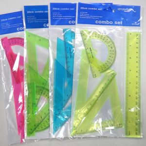 Zestaw geometryczny 4 elementy linijka 20 cm 2 ekierki kątomierz
