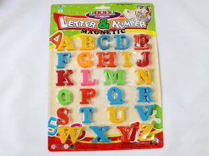 Literki magnetyczne do tablicy 2 cm 26 szt./opak. 30 opak.