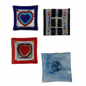 Popielniczka szklana kwadratowa 8x8 cm kolorowe szkło 10 szt