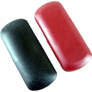 Etui na okulary prostokątne 16.5x7 cm ze ściereczką czarno-bordowe 12 szt.